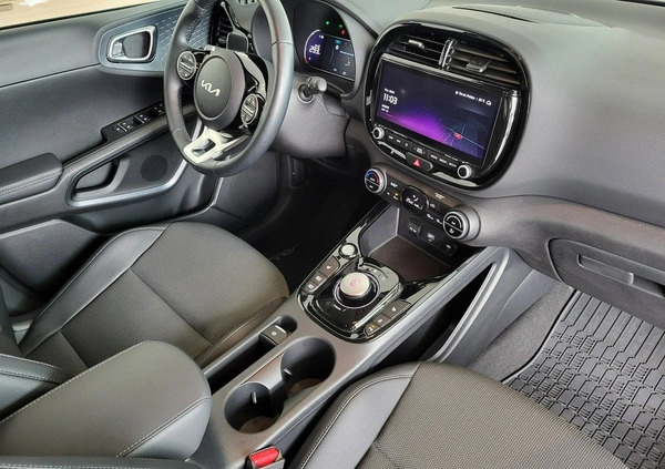 Kia Soul cena 156900 przebieg: 8000, rok produkcji 2023 z Lesko małe 277